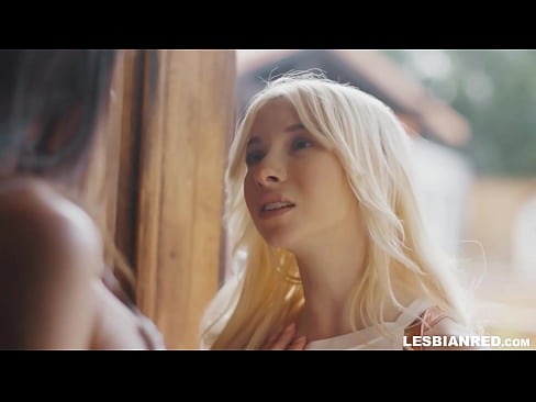 ❤️ Gadis pulang ke rumah beberapa bulan kemudian dan akhirnya memakan kemaluan ibu tirinya Lucah cantik di lucah ms.villagesexvideos.ru