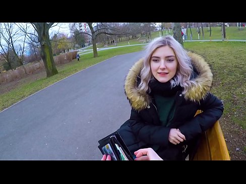 ❤️ Menelan air mani panas orang asing untuk wang - blowjob di taman oleh Eva Elfie Lucah cantik di lucah ms.villagesexvideos.ru
